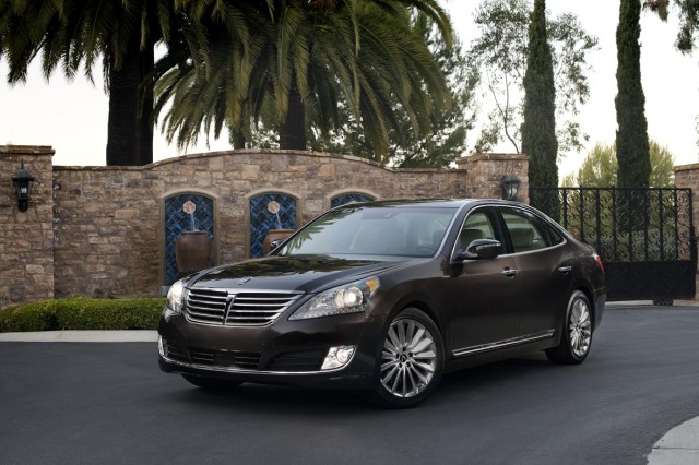 2014 Hyundai Equus (5).jpg